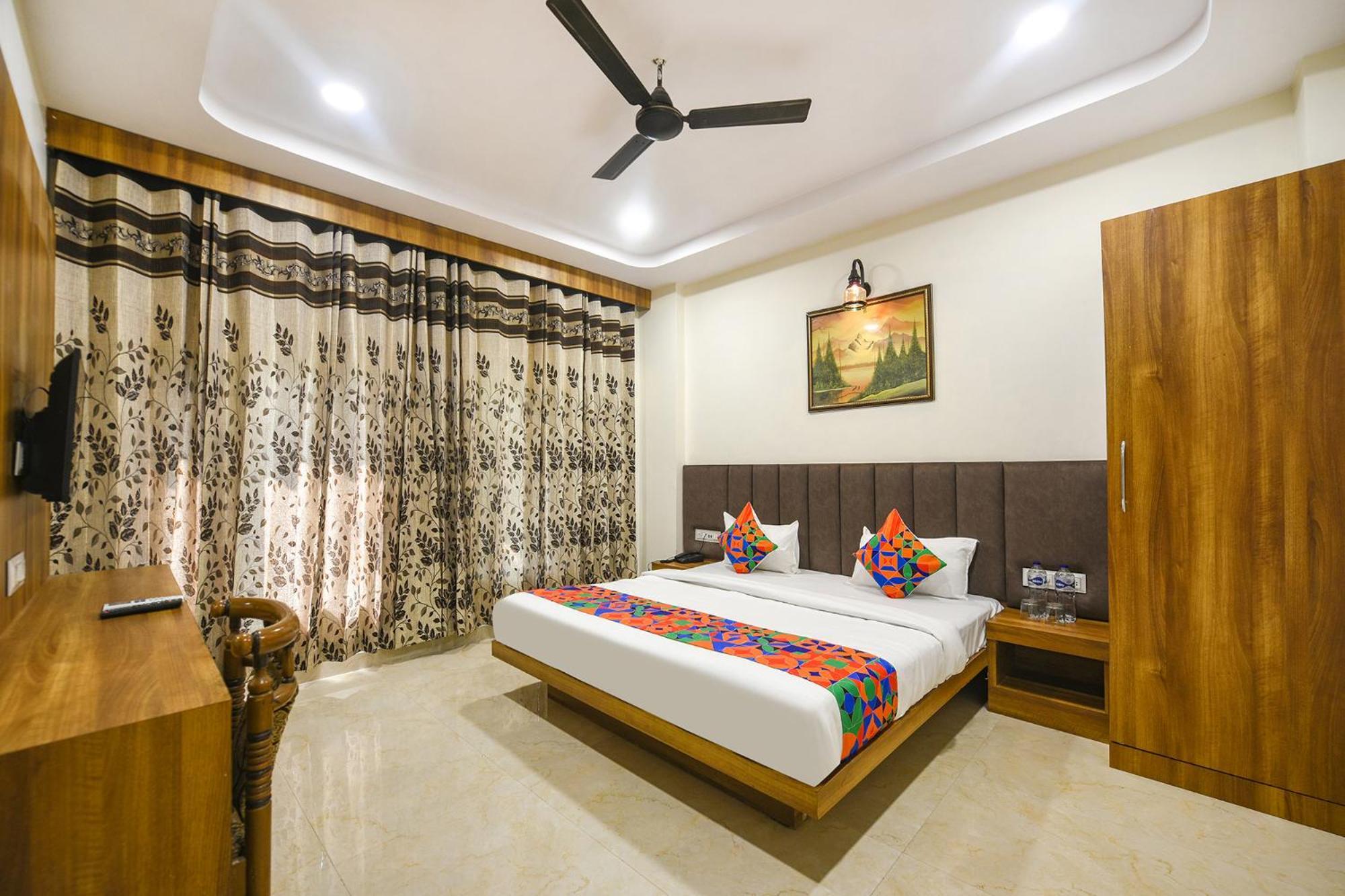 Fabhotel Golden Tree อัมริตสา ภายนอก รูปภาพ