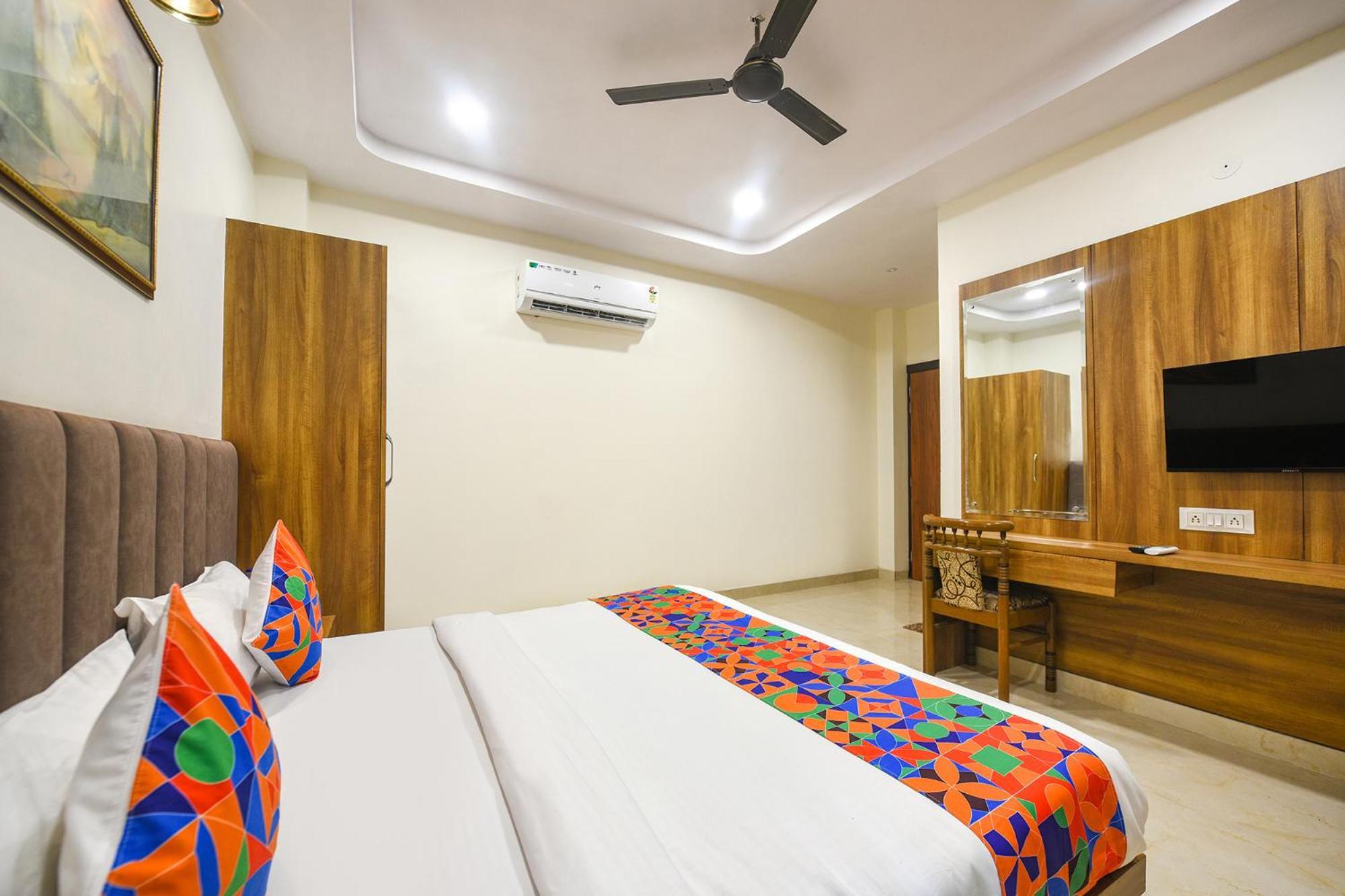 Fabhotel Golden Tree อัมริตสา ภายนอก รูปภาพ