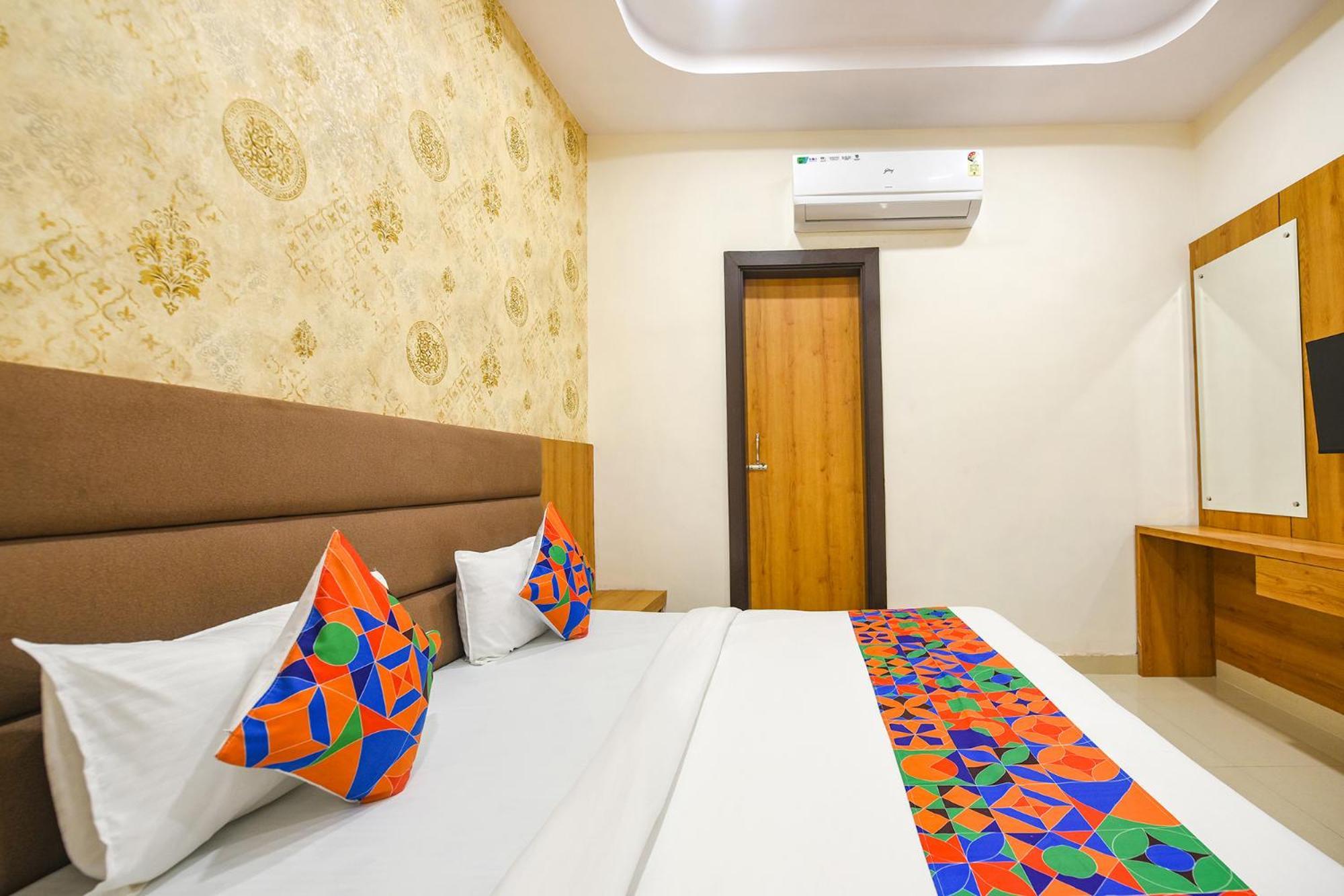 Fabhotel Golden Tree อัมริตสา ภายนอก รูปภาพ